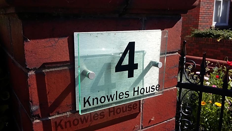 EsJays at Knowles House