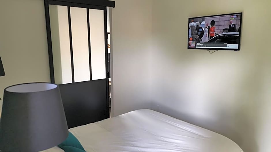 Logis Le Relais du Chapeau Rouge