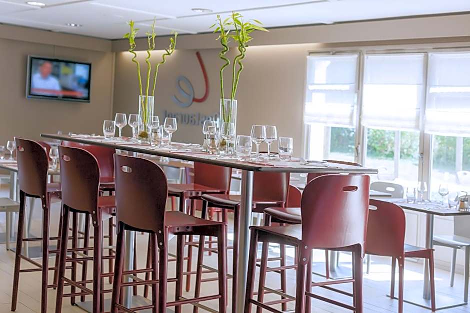 Campanile Angers Ouest - BeaucouzÃ©