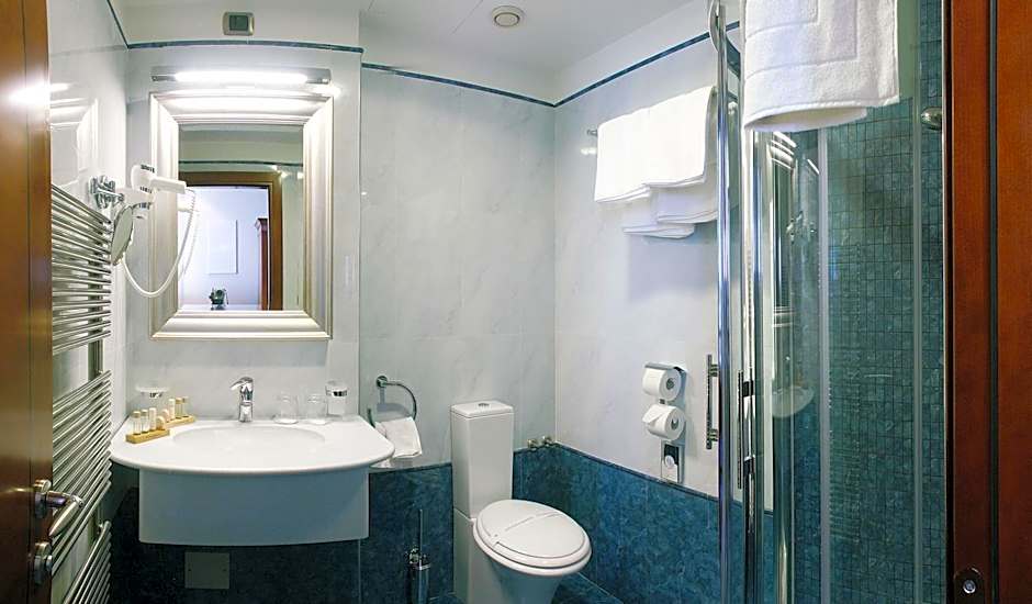 Best Western Premier Hotel Astoria