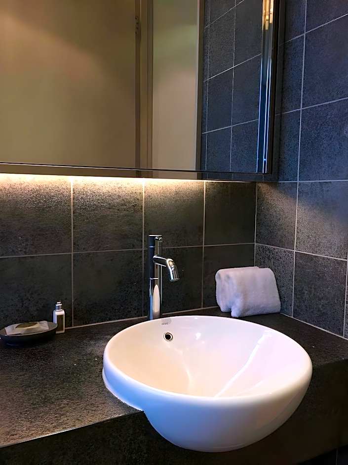 Twenty One Whitfield