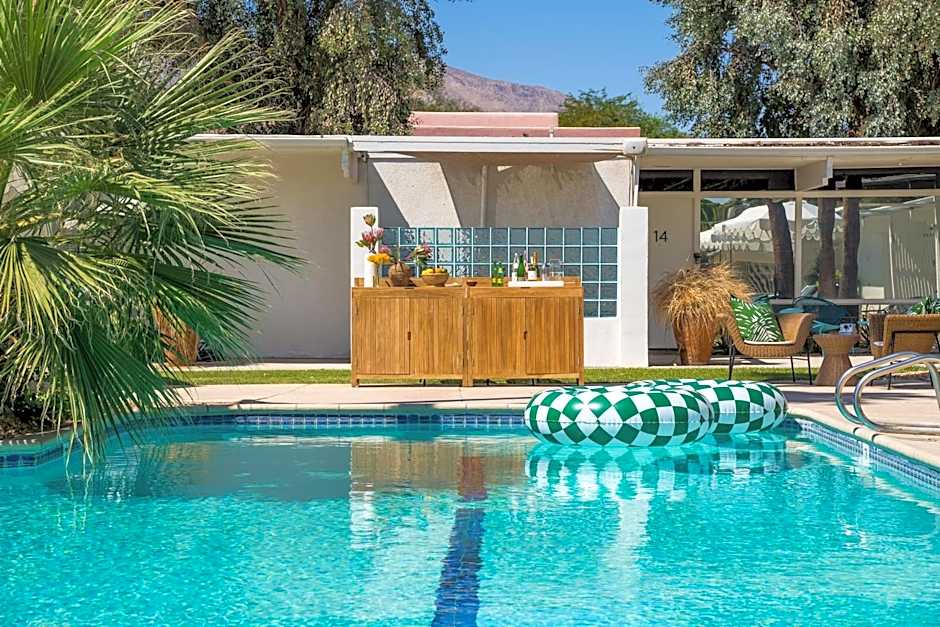 The Monkey Tree Hotel Buyout by AvantStay Entire Hotel Buyout! Funky Rooms with Modern Amenities!