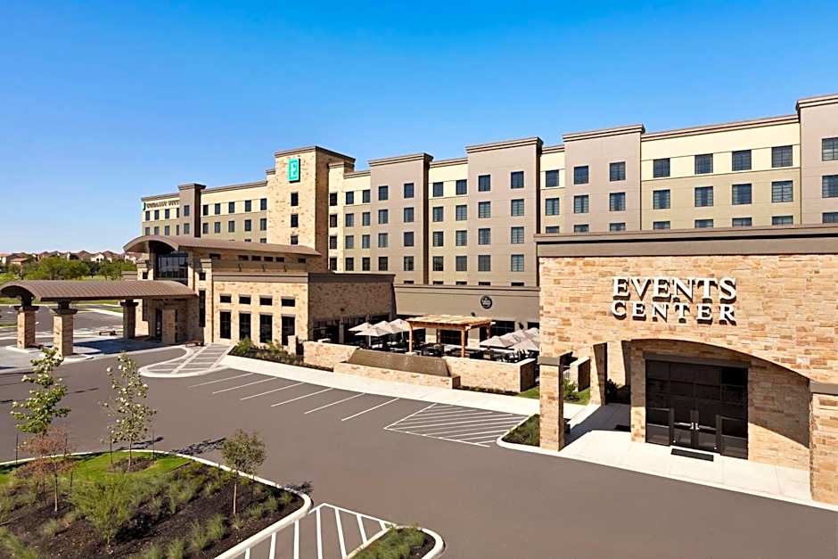 Embassy Suites By Hilton San Antonio Brooks Hotel - Spa