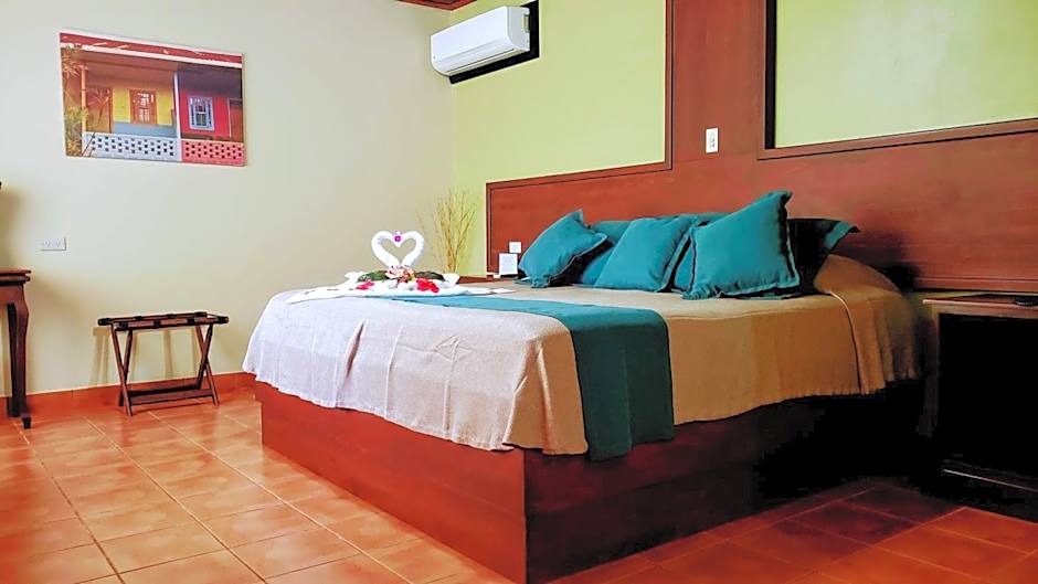 Volcano Lodge, Hotel & Thermal Experience