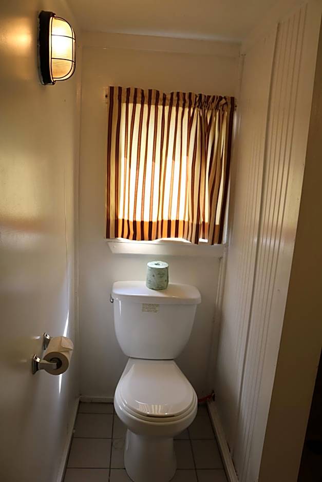 Red Caboose Motel & Restaurant