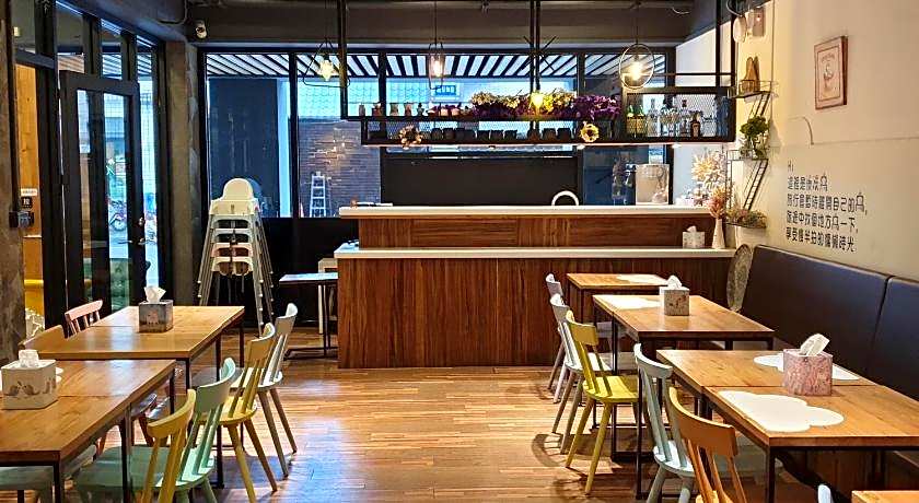 slow wow Hot Spring Hotel