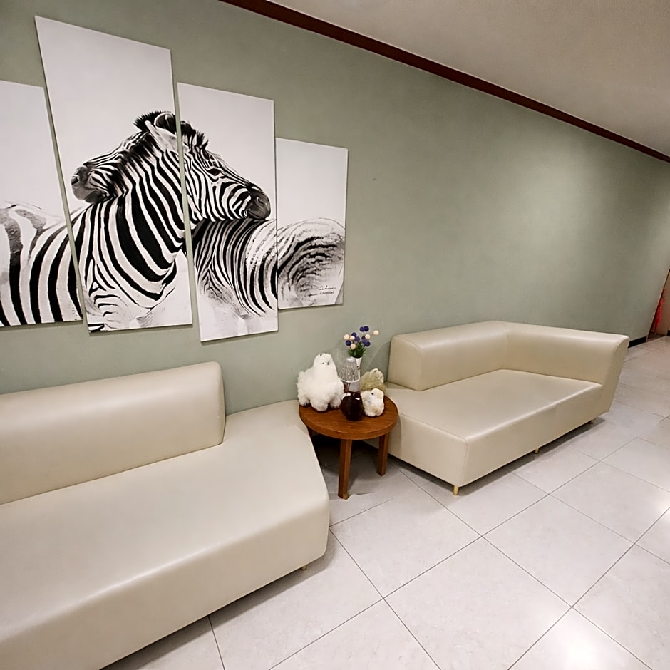 Hotel Busan Station 102
