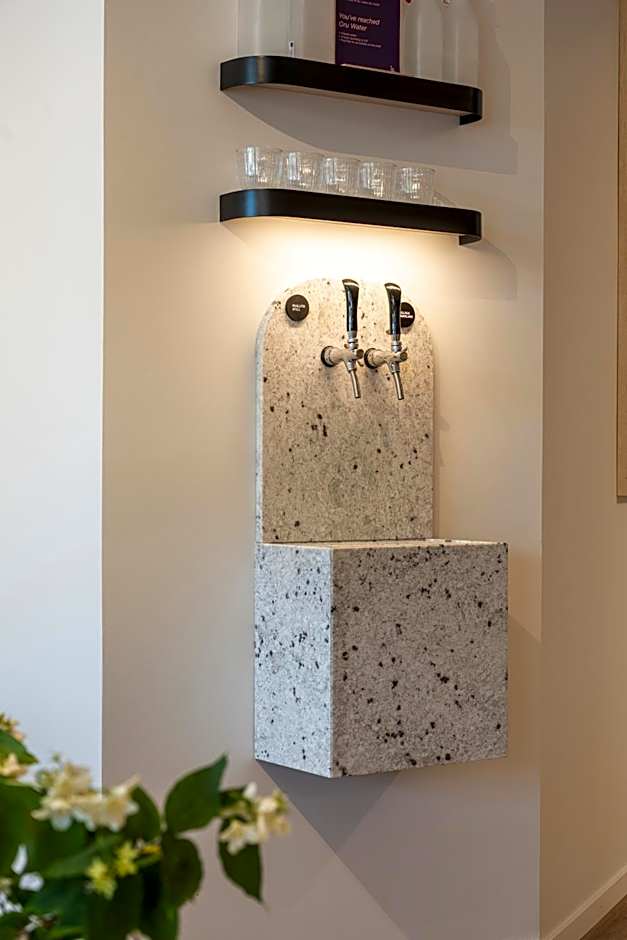 Oru Hub Hotel Tallinn - Handwritten Collection