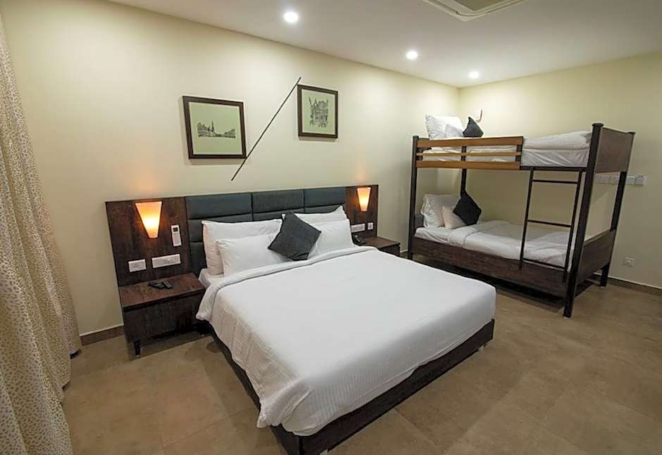 Anna Residency- White Town