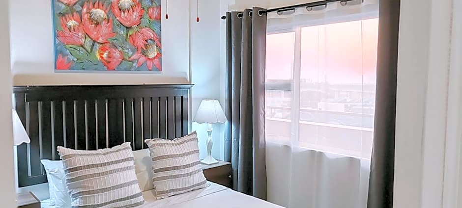 Gateway Oceans - 2 Adults & 4 Children ONLY - Families or 1 Couple only - No parties