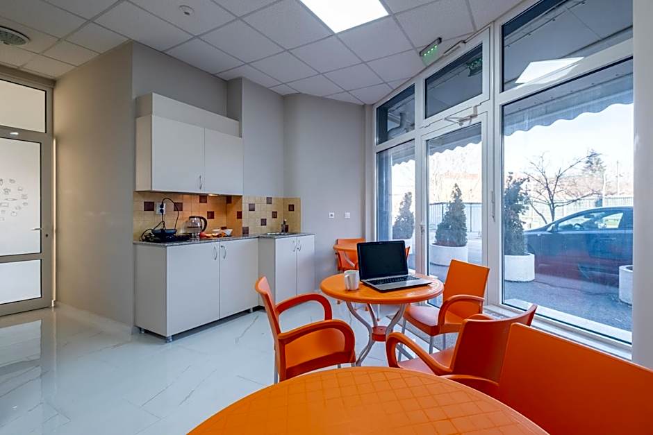 Blue Label Apart House