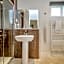 Midsomer Lodges