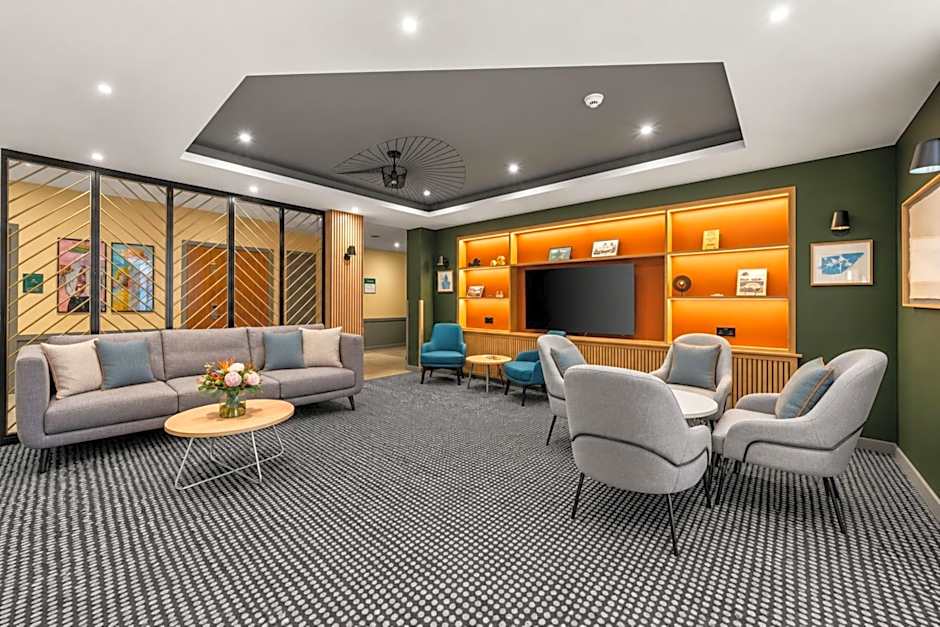 Holiday Inn London Luton North by IHG