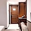 M - Regency Hotel