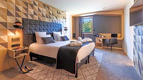 Junior Suite Deodat - Château - unlimited Spa Access