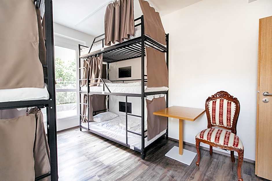 Hostel Mandarinka