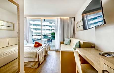 Double Room with Pool View