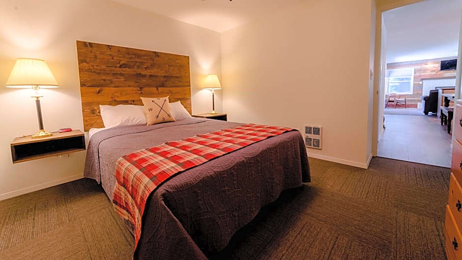 Eagle Cap Chalets