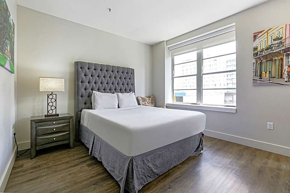 Cozy Studio Near French Quarter