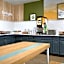 Spark by Hilton Lakewood Denver Southwest