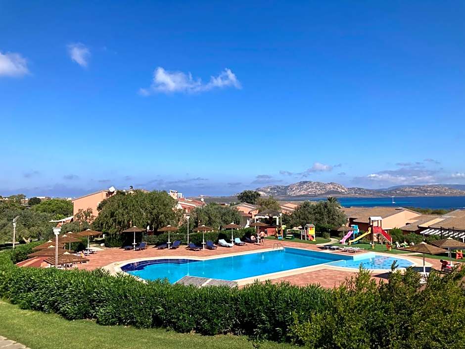 Cala Rosa Club Hotel