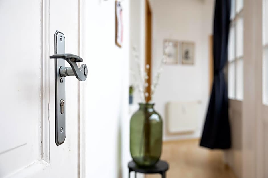 Apartments an der Oper - Innenstadt - Zentral - Küche - Wifi - Powered by Ko-Living