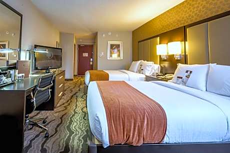 Double Room with Two Double Beds - Hearing Accessible/Non-Smoking