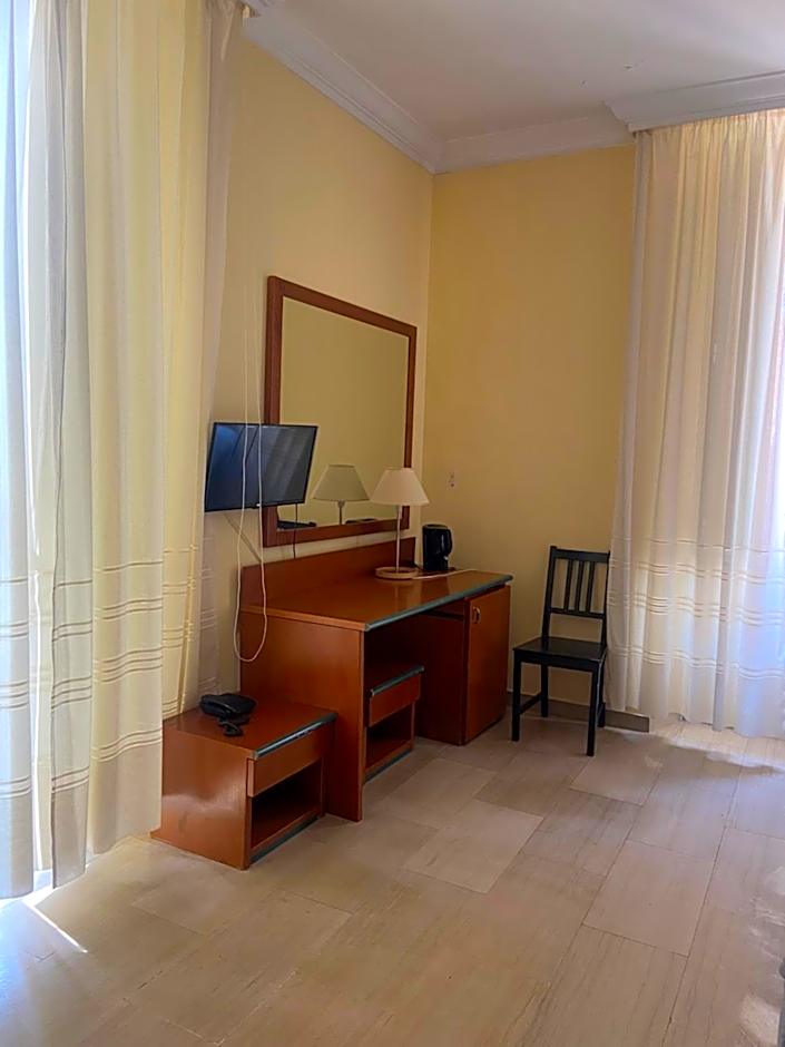 Hotel Center 1