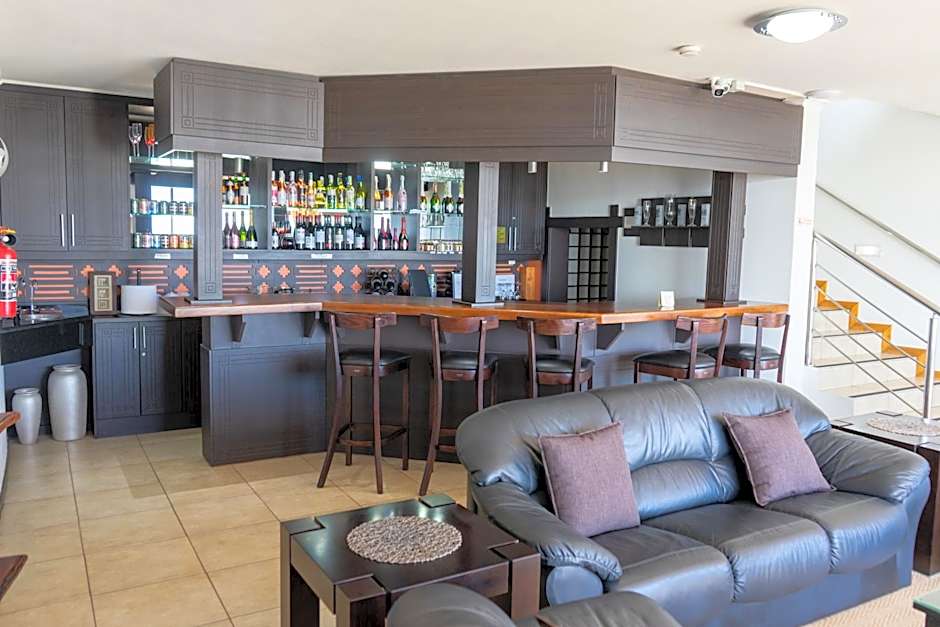 Bar-t-nique Guest House