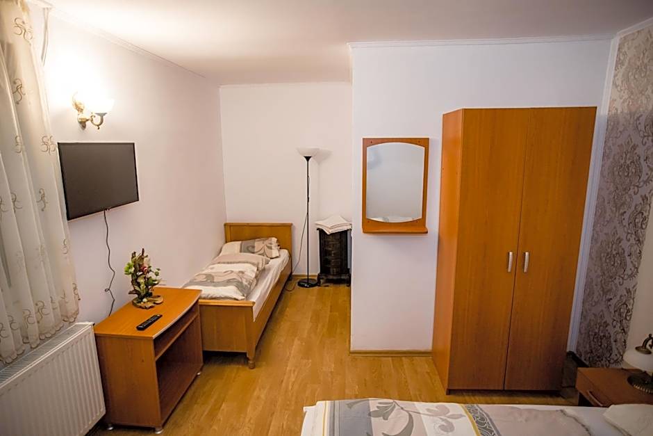 HOTEL MARION POIANA