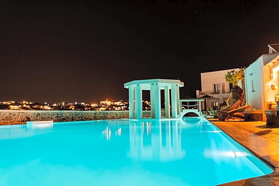 Peristeronas Village