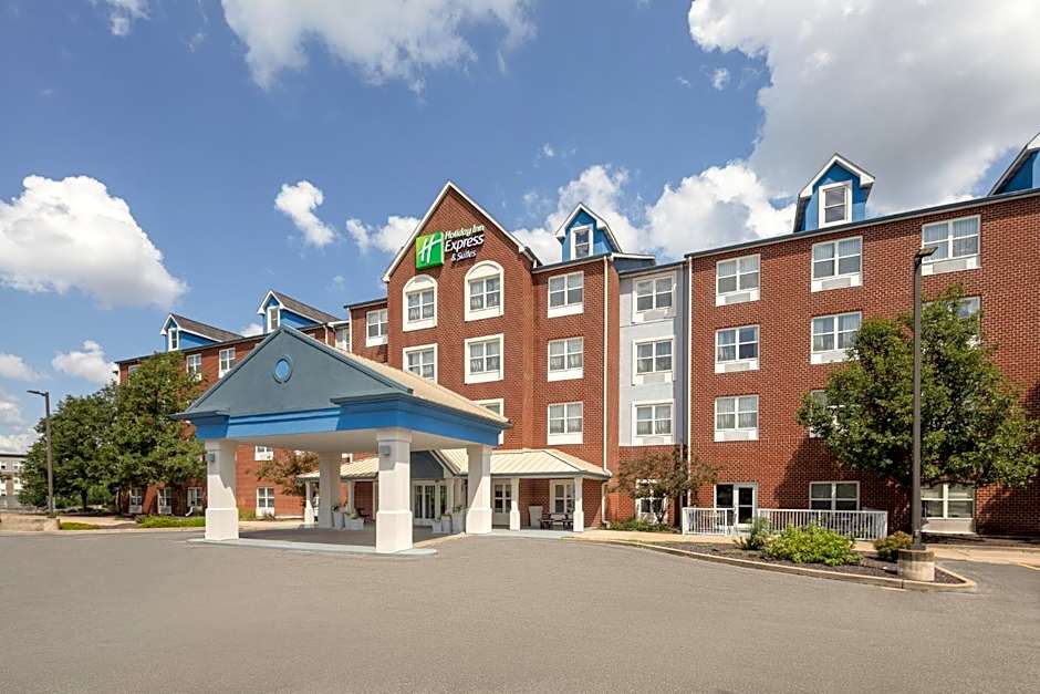 Holiday Inn Express Hotel & Suites St. Louis West-OFallon By IHG