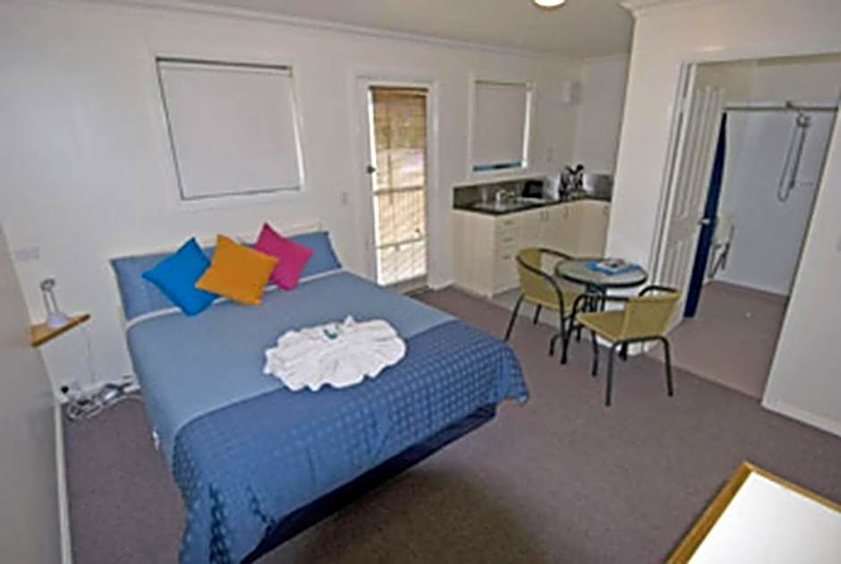Strahan Retreat Holiday Park
