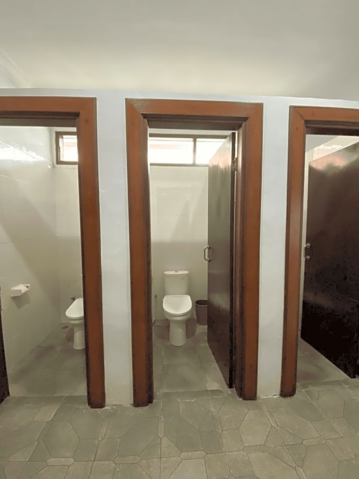 Mirah Hostel Legian