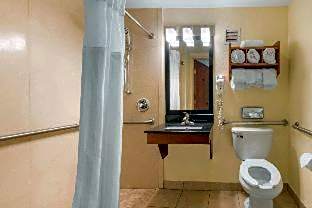 Clarion Hotel & Suites University-Shippensburg