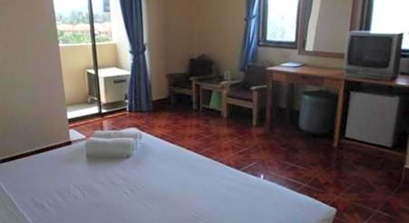 SR Hotel