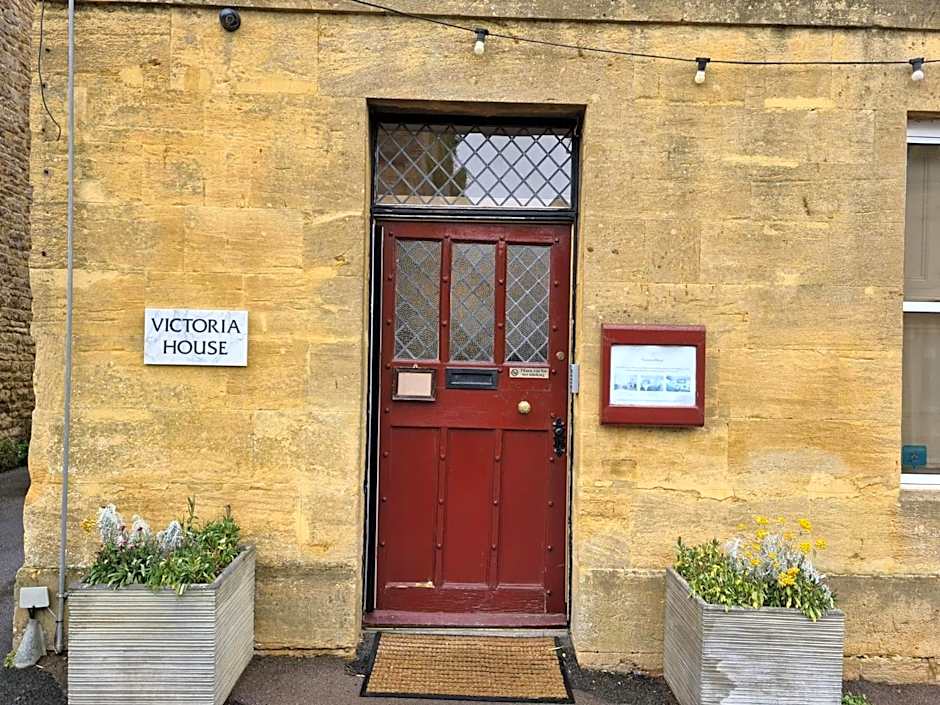 Victoria House