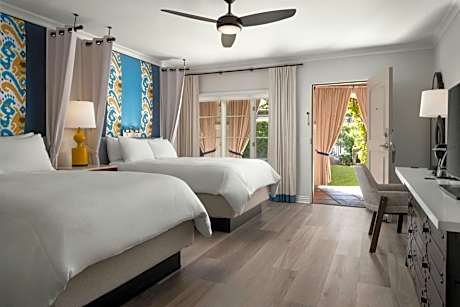Guest Room with Two Double Beds