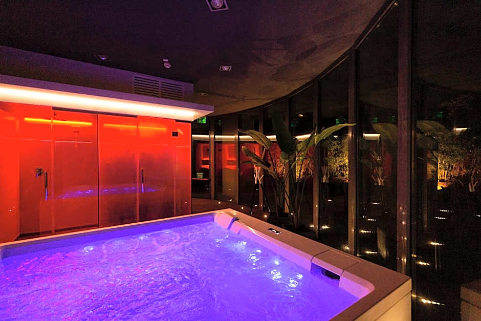 Zambala Luxury Residence