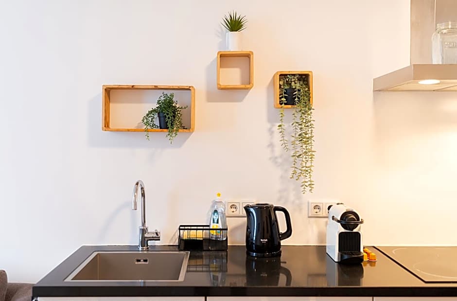 Canal View Apartment