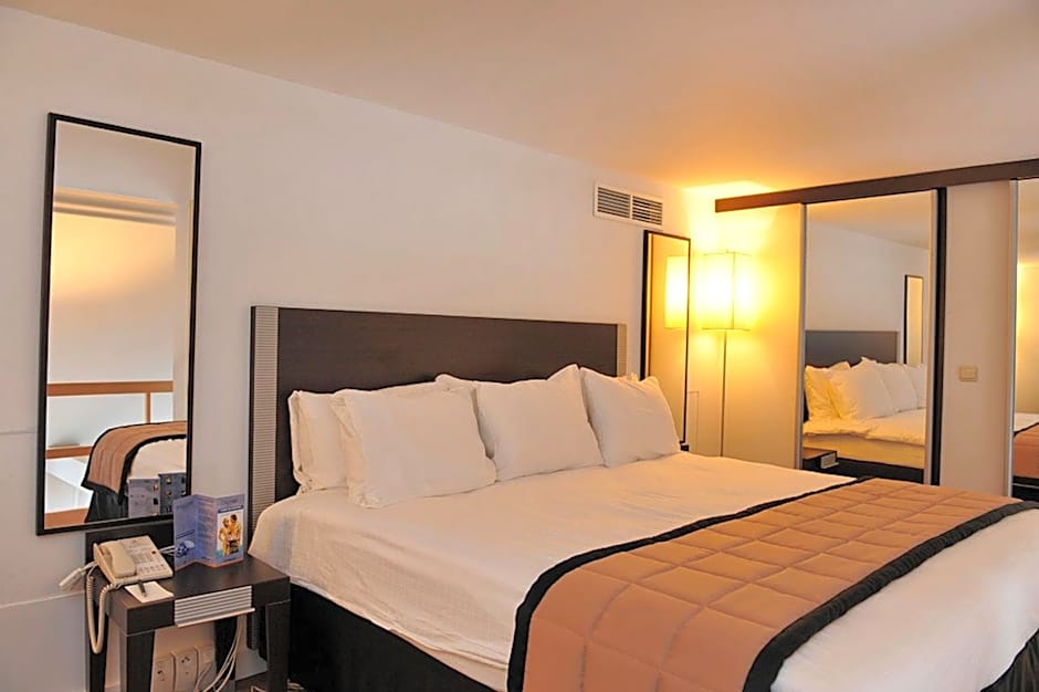 Progress Hotel