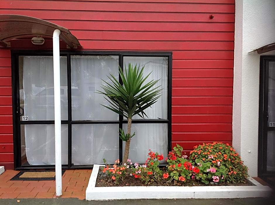 Cascades Motor Lodge