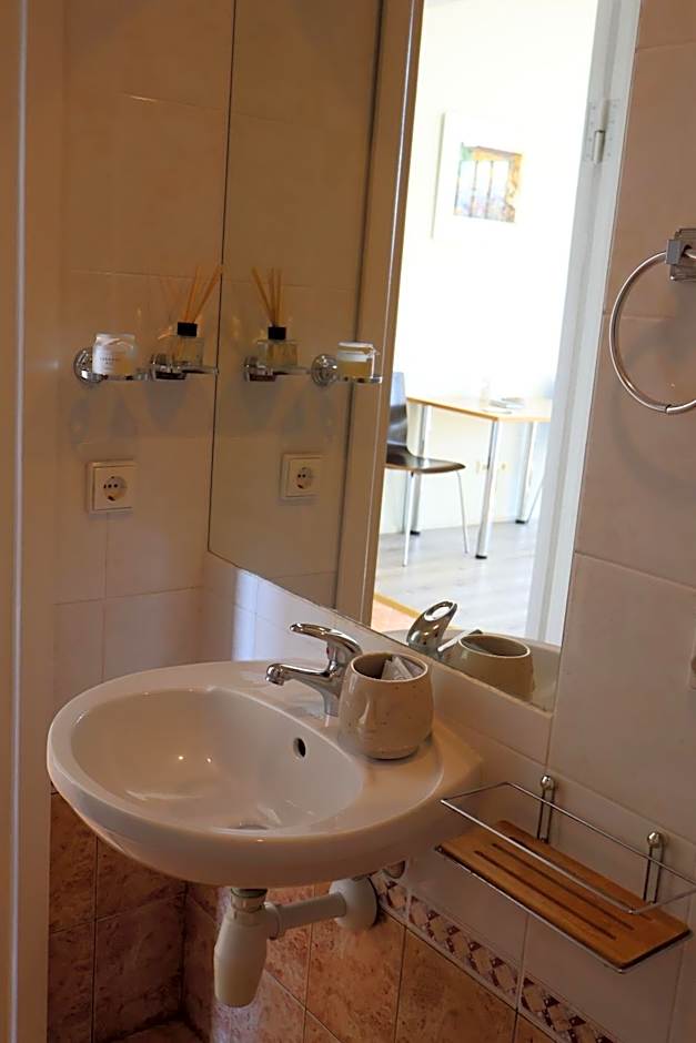 Palangos Dailė Self Check-in