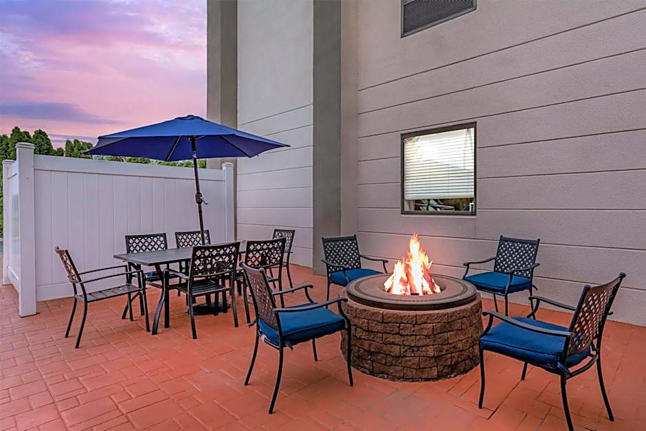 Hampton Inn Pine Grove