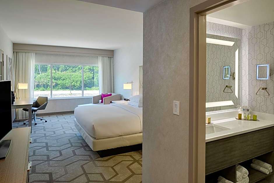 The Kingsley Bloomfield Hills - a DoubleTree by Hilton
