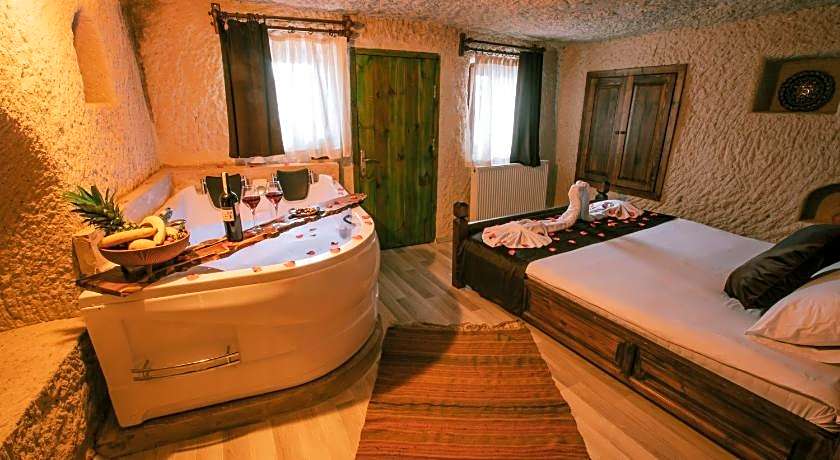 Mia Cappadocia Cave Hotel