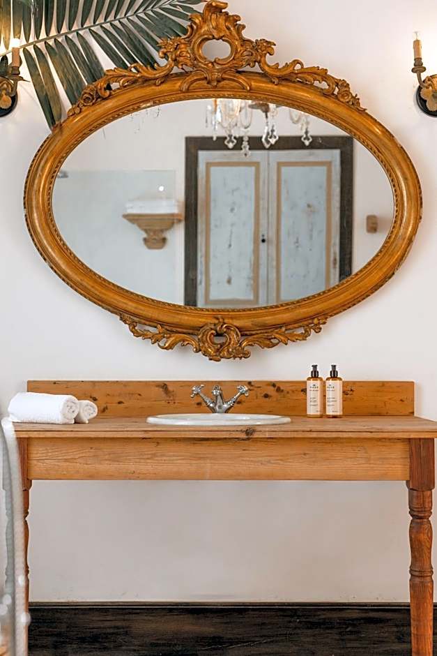 Hotel Emblemático La Casa de los Naranjos