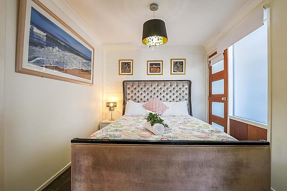 1770 Sovereign Lodge Retreat