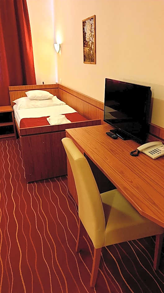 Diana Club Hotel