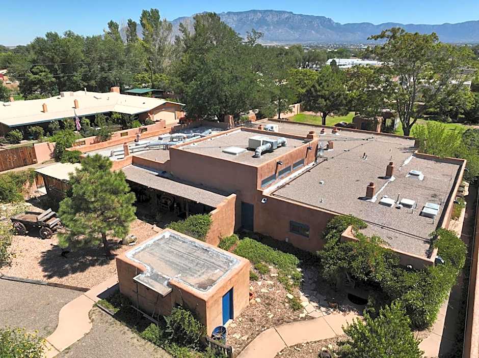Loba Luna Bed & Breakfast
